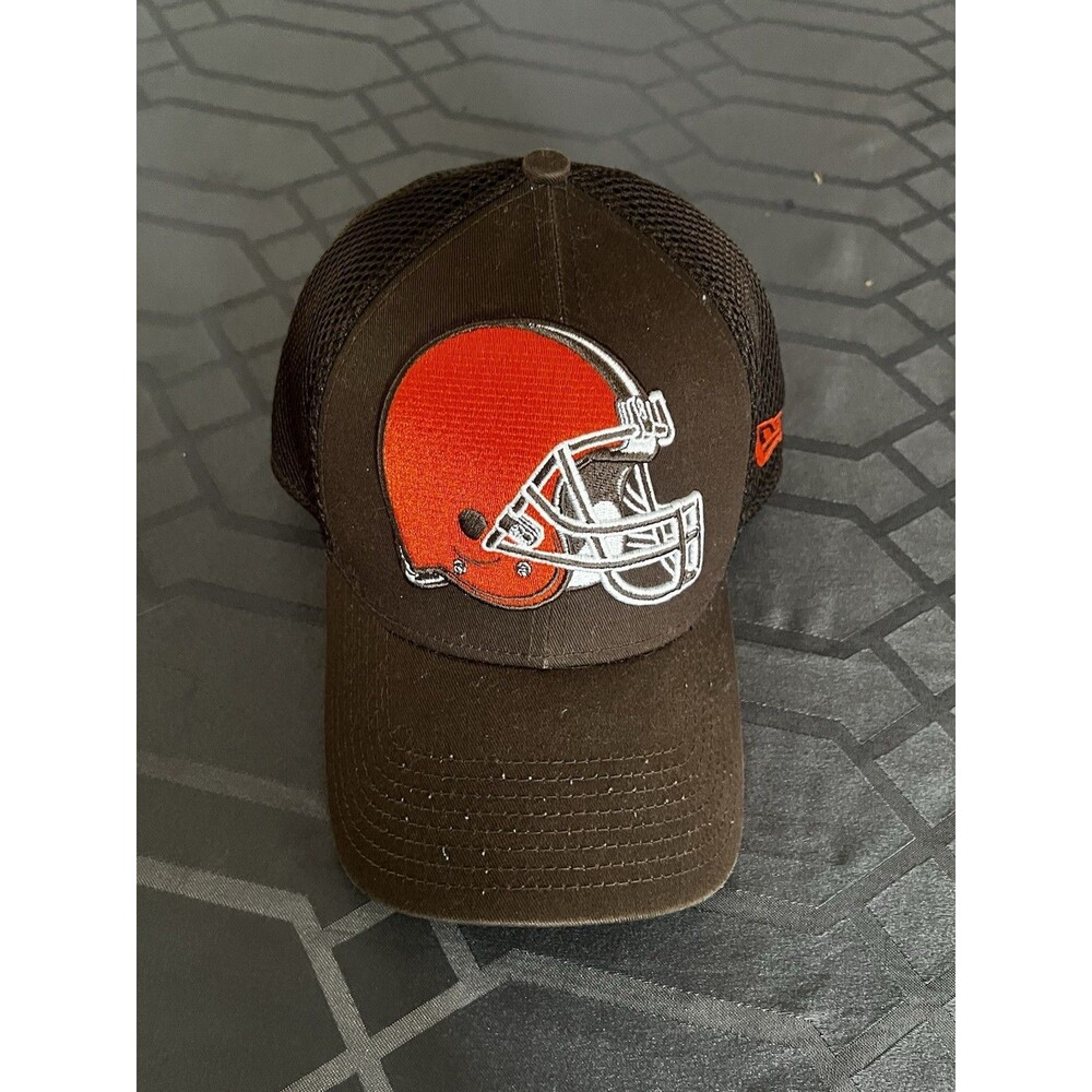 Cleveland Browns New Era 39THIRTY Flex Fit Hat Brown Mesh Back NFL Cap M/L